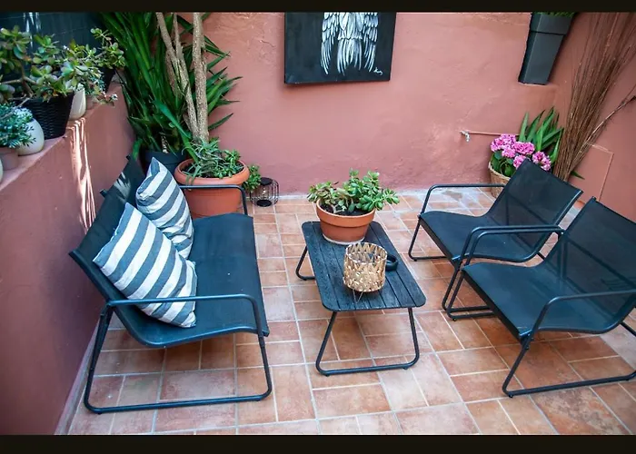 Adamantia's Artistic Place