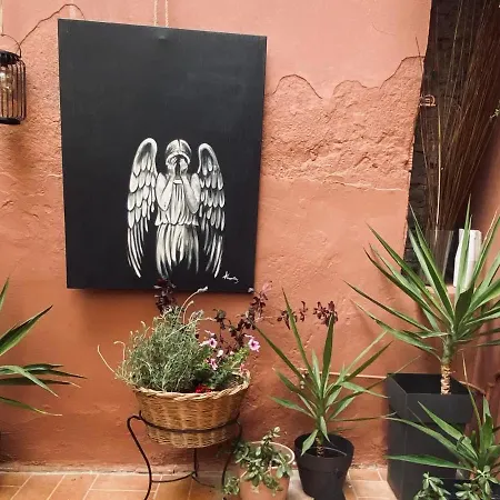 Adamantia's Artistic Place Apartment