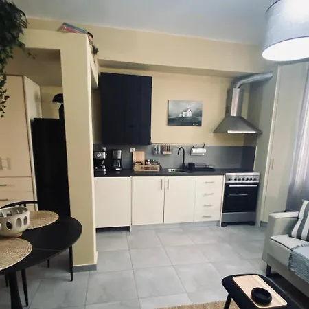 Adamantia's Artistic Place 帕特雷