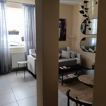 公寓 Adamantia's Artistic Place