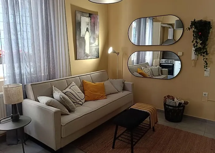 Adamantia's Artistic Place